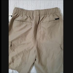 RipCurl NWT Men's Cargo Soft Shorts